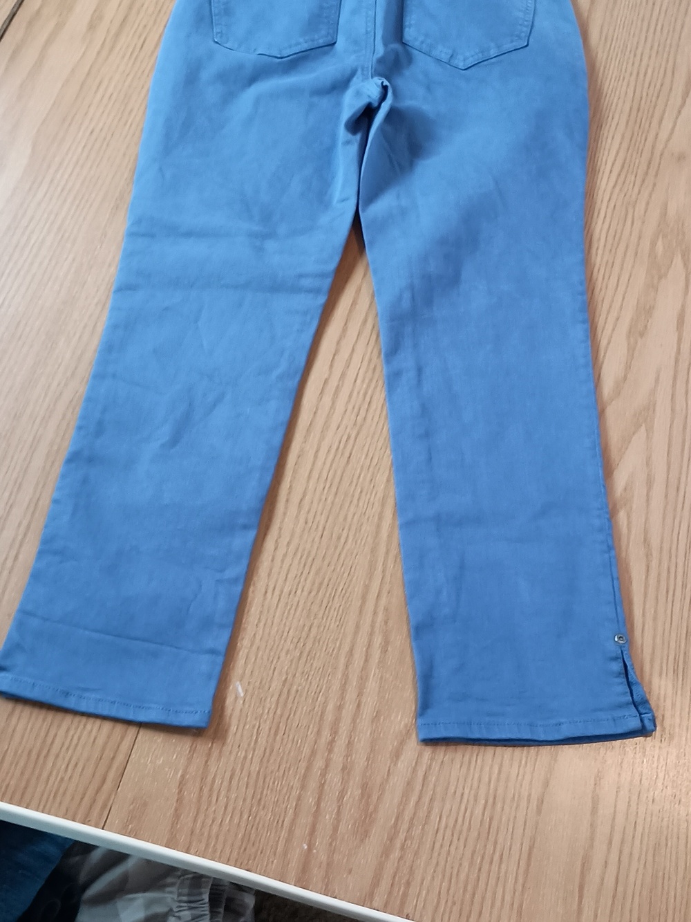 NYDJ Slim Ankle Jeans in Royal Blue with Ankle Slit Size 6 Lift And Tuck - Picture 7 of 11